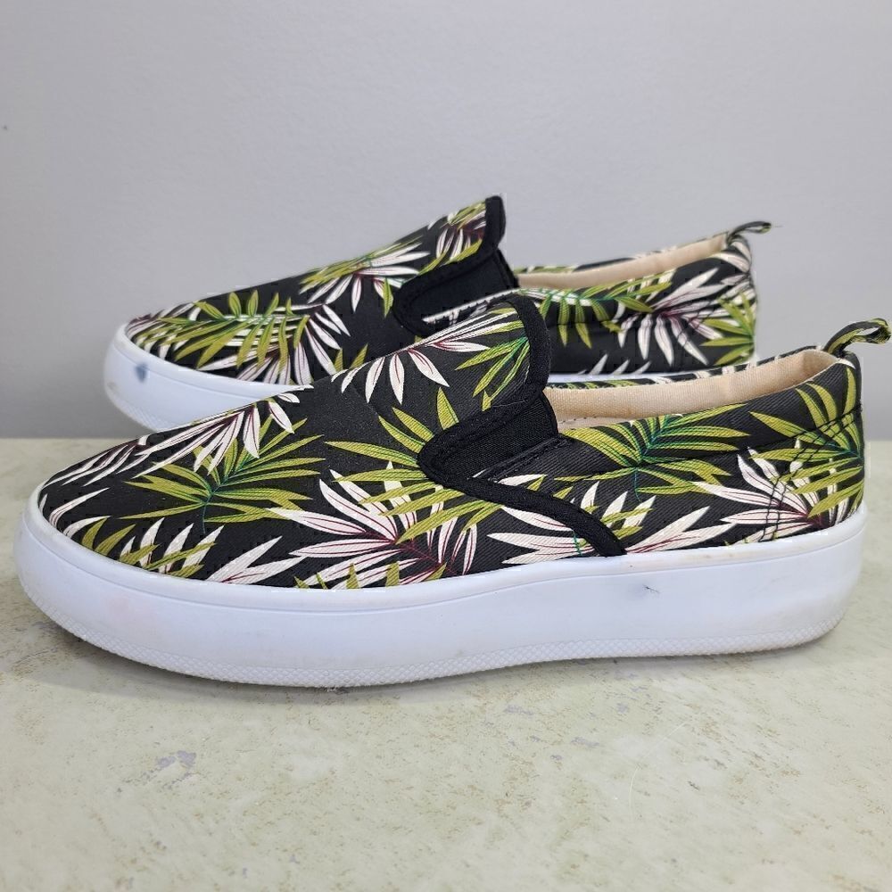 Etc. Slight Platform Slip On Sneaker Large (8-9)